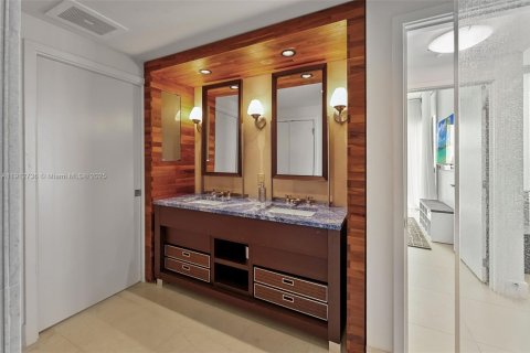 Copropriété à vendre à Miami Beach, Floride: 1 chambre, 76.18 m2 № 1969111 - photo 24