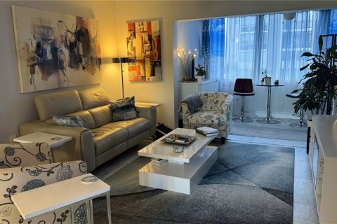 Купить кондоминиум в Клируотер, Флорида 3 комнаты, 80.36м2, № 2235589 - фото 3