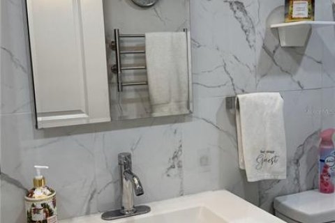 Купить кондоминиум в Клируотер, Флорида 3 комнаты, 80.36м2, № 2235589 - фото 18