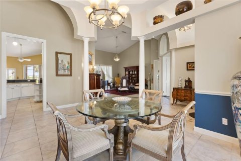 Casa en venta en Mount Dora, Florida, 3 dormitorios, 281.31 m2 № 2203757 - foto 10
