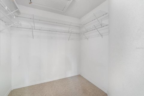 Condo in Bradenton, Florida, 2 bedrooms  № 1826329 - photo 13