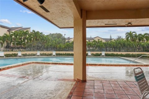 Condo in Miami, Florida, 3 bedrooms  № 1848393 - photo 30