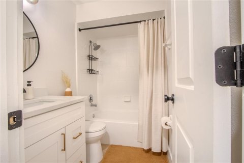 Condo in Winter Park, Florida, 1 bedroom  № 1780988 - photo 15