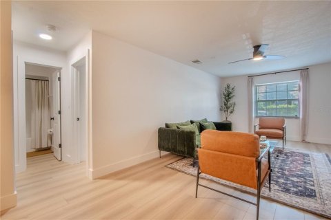 Condo in Winter Park, Florida, 1 bedroom  № 1780988 - photo 6