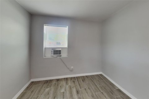 Villa ou maison à louer à Orlando, Floride: 2 chambres, 73.95 m2 № 2396544 - photo 11