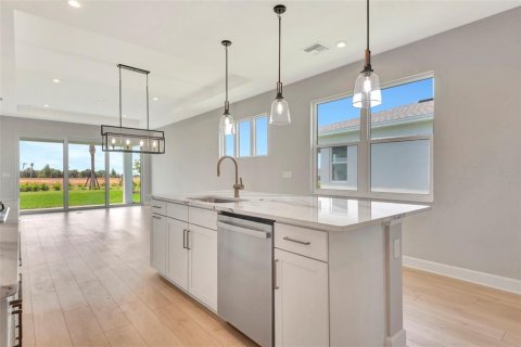 House in Tavares, Florida 3 bedrooms, 160.16 sq.m. № 1690996 - photo 7