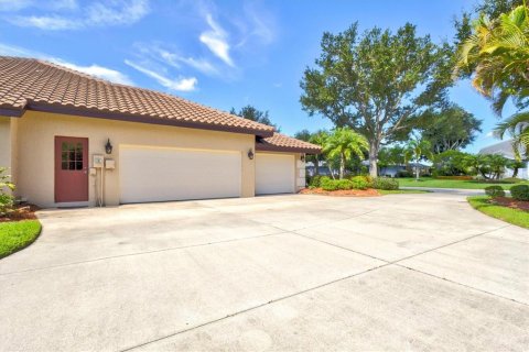 Casa en venta en Sarasota, Florida, 4 dormitorios, 284.19 m2 № 2209799 - foto 5