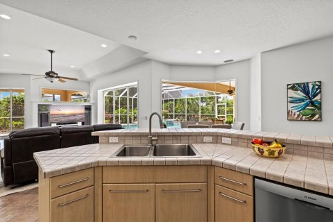Casa en venta en Sarasota, Florida, 4 dormitorios, 284.19 m2 № 2209799 - foto 26