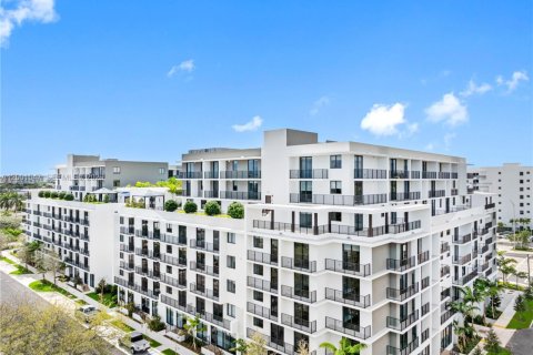 Снять в аренду виллу или дом в Помпано-Бич, Флорида 1 спальня, № 2065328 - фото 18