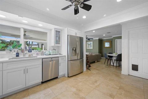 Снять в аренду виллу или дом в Пальметто-Бей, Флорида 5 спален, 212.75м2, № 1988971 - фото 12