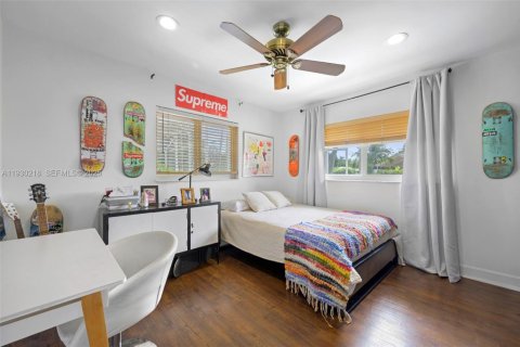 Снять в аренду виллу или дом в Пальметто-Бей, Флорида 5 спален, 212.75м2, № 1988971 - фото 25