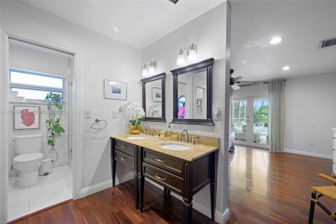 Снять в аренду виллу или дом в Пальметто-Бей, Флорида 5 спален, 212.75м2, № 1988971 - фото 29