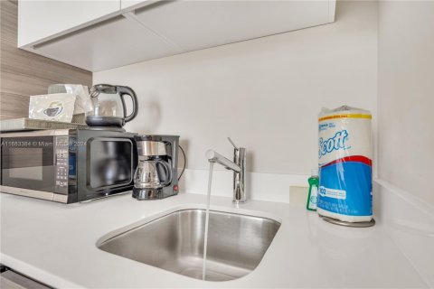 Copropriété à vendre à Hollywood, Floride: 1 chambre, 33.72 m2 № 1764808 - photo 23