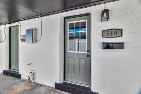 Commercial property in Saint Petersburg, Florida 7 bedrooms, 129.69 sq.m. № 1915730 - photo 29
