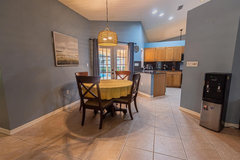 Casa en venta en Port St. Lucie, Florida, 4 dormitorios, 218.04 m2 № 2078370 - foto 6
