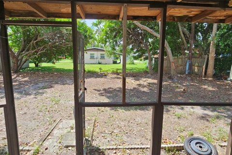 House in Apollo Beach, Florida 2 bedrooms, 69.12 sq.m. № 1884848 - photo 5