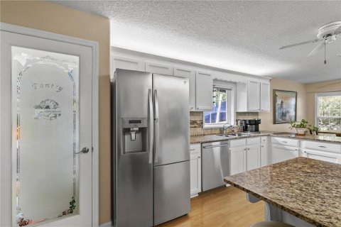 Villa ou maison à vendre à Grand Island, Floride: 3 chambres, 150.04 m2 № 1815270 - photo 10