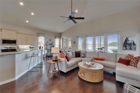 Casa en venta en Lakeland, Florida, 4 dormitorios, 231.23 m2 № 1717437 - foto 16