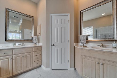 Casa en venta en Lakeland, Florida, 4 dormitorios, 231.23 m2 № 1717437 - foto 28