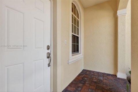 Copropriété à vendre à Miramar, Floride: 3 chambres, 142.14 m2 № 2282947 - photo 3