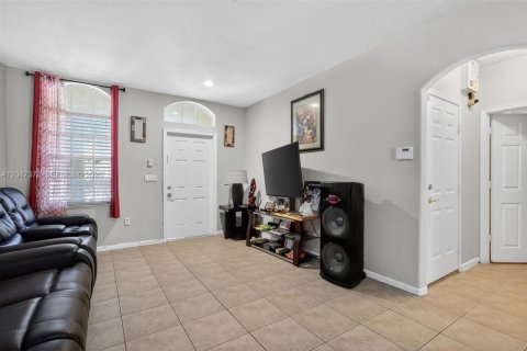 Copropriété à vendre à Miramar, Floride: 3 chambres, 142.14 m2 № 2282947 - photo 7