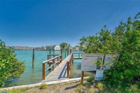 Land in Treasure Island, Florida № 1632208 - photo 12