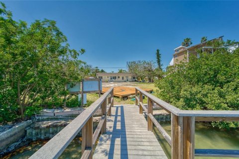Land in Treasure Island, Florida № 1632208 - photo 16
