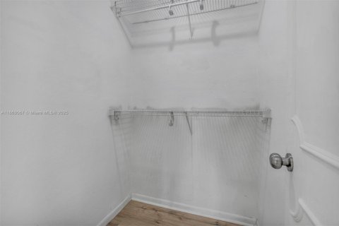 Condominio en venta en Tamarac, Florida, 4 dormitorios, 173.26 m2 № 1892788 - foto 24