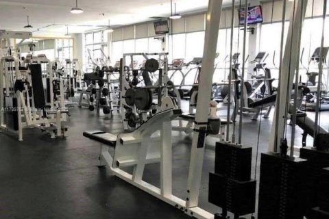 Condominio en alquiler en Miami Beach, Florida, 2 dormitorios, 110.27 m2 № 1697758 - foto 27