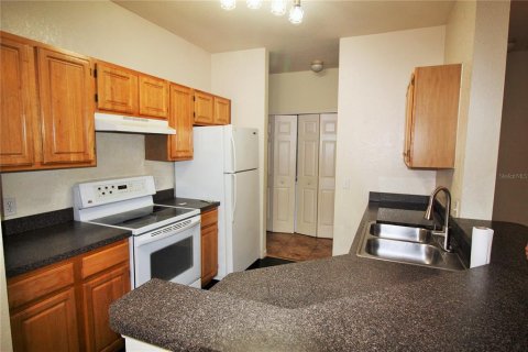 Appartement à louer à Orlando, Floride: 3 chambres, 121.52 m2 № 2419314 - photo 2