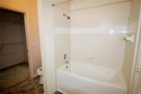 Appartement à louer à Orlando, Floride: 3 chambres, 121.52 m2 № 2419314 - photo 12