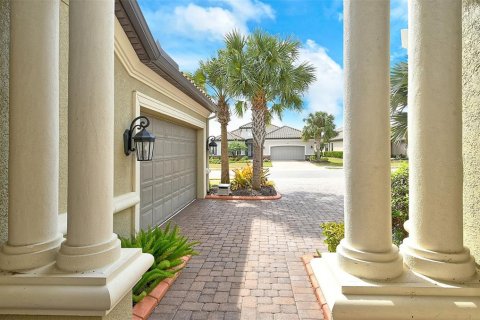 Casa en alquiler en Lakewood Ranch, Florida, 3 dormitorios, 267.74 m2 № 1010262 - foto 3