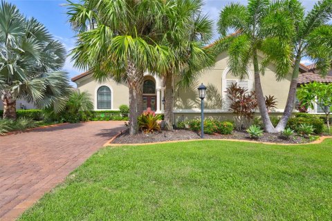 Casa en alquiler en Lakewood Ranch, Florida, 3 dormitorios, 267.74 m2 № 1010262 - foto 1