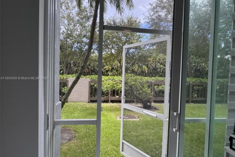 Copropriété à vendre à Doral, Floride: 3 chambres, 135.64 m2 № 1945019 - photo 18