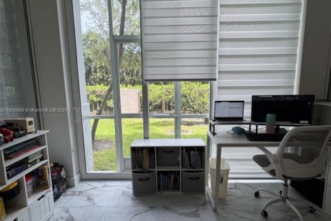 Copropriété à vendre à Doral, Floride: 3 chambres, 135.64 m2 № 1945019 - photo 17