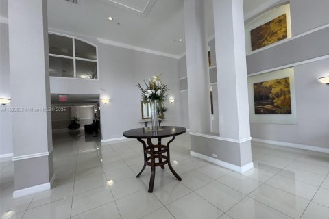 Copropriété à vendre à Doral, Floride: 3 chambres, 135.64 m2 № 1945019 - photo 2