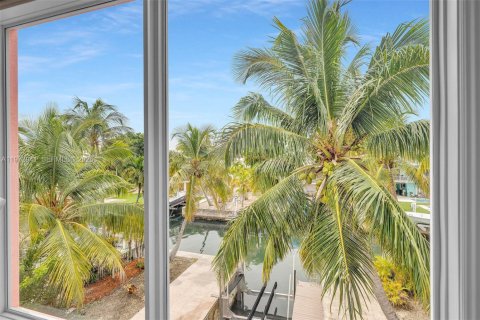 Купить виллу или дом в Ки-Ларго, Флорида 4 спальни, 280.84м2, № 2033453 - фото 20