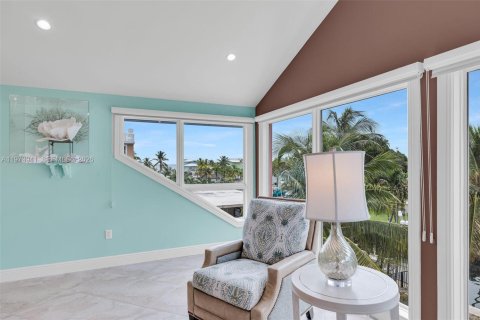 Купить виллу или дом в Ки-Ларго, Флорида 4 спальни, 280.84м2, № 2033453 - фото 21