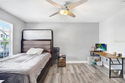 Condo in Tampa, Florida, 3 bedrooms  № 2379169 - photo 16