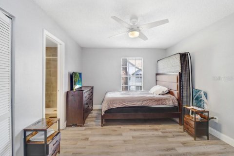 Condo in Tampa, Florida, 3 bedrooms  № 2379169 - photo 14