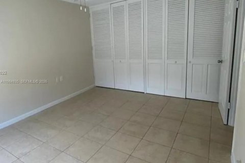 Снять в аренду квартиру в Норт-Майами-Бич, Флорида 1 спальня, 60.94м2, № 2045918 - фото 9