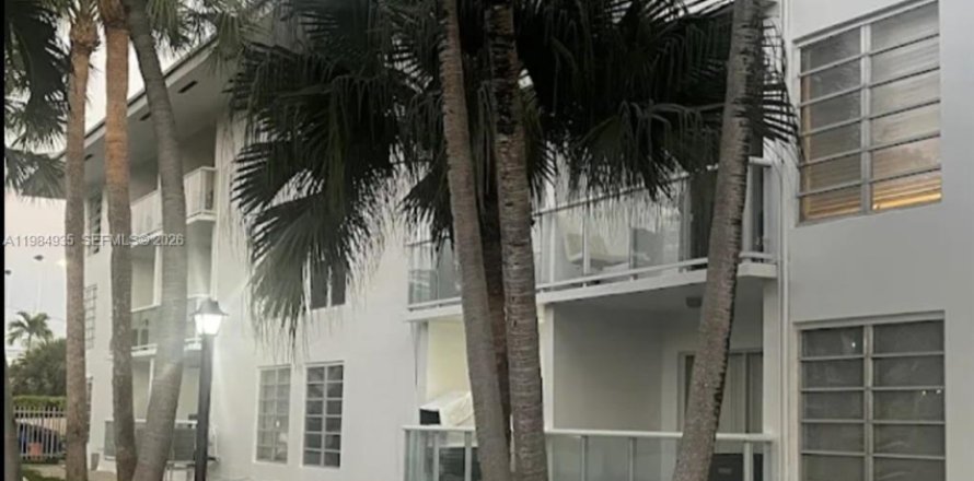 Квартира в Норт-Майами-Бич, Флорида 1 спальня, 60.94м2 № 2045918