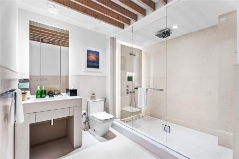 Condominio en venta en Miami Beach, Florida, 3 dormitorios, 180.51 m2 № 2029113 - foto 12
