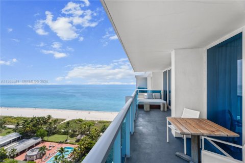 Condominio en venta en Miami Beach, Florida, 3 dormitorios, 180.51 m2 № 2029113 - foto 29