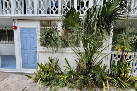 Condo in Bay Harbor Islands, Florida, 1 bedroom  № 2170888 - photo 15