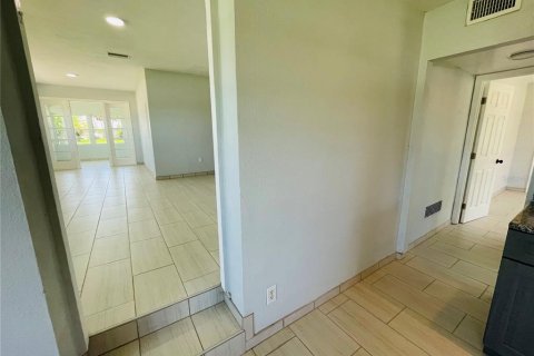 Casa en venta en Holly Hill, Florida, 4 dormitorios, 199.93 m2 № 1871129 - foto 28