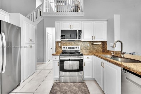 Casa en venta en Coral Springs, Florida, 5 dormitorios, 285.21 m2 № 1834367 - foto 17