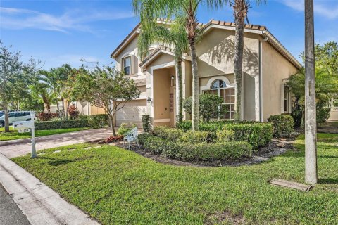 Casa en venta en Coral Springs, Florida, 5 dormitorios, 285.21 m2 № 1834367 - foto 3