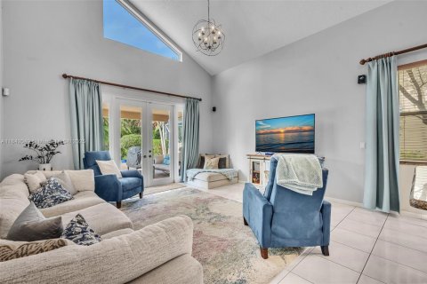 Casa en venta en Coral Springs, Florida, 5 dormitorios, 285.21 m2 № 1834367 - foto 29