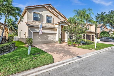 Casa en venta en Coral Springs, Florida, 5 dormitorios, 285.21 m2 № 1834367 - foto 2